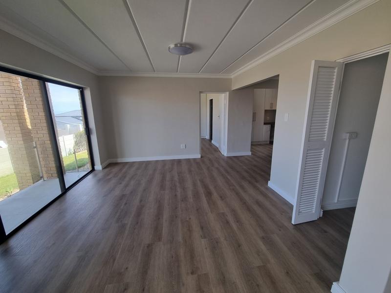 3 Bedroom Property for Sale in Reebok Western Cape